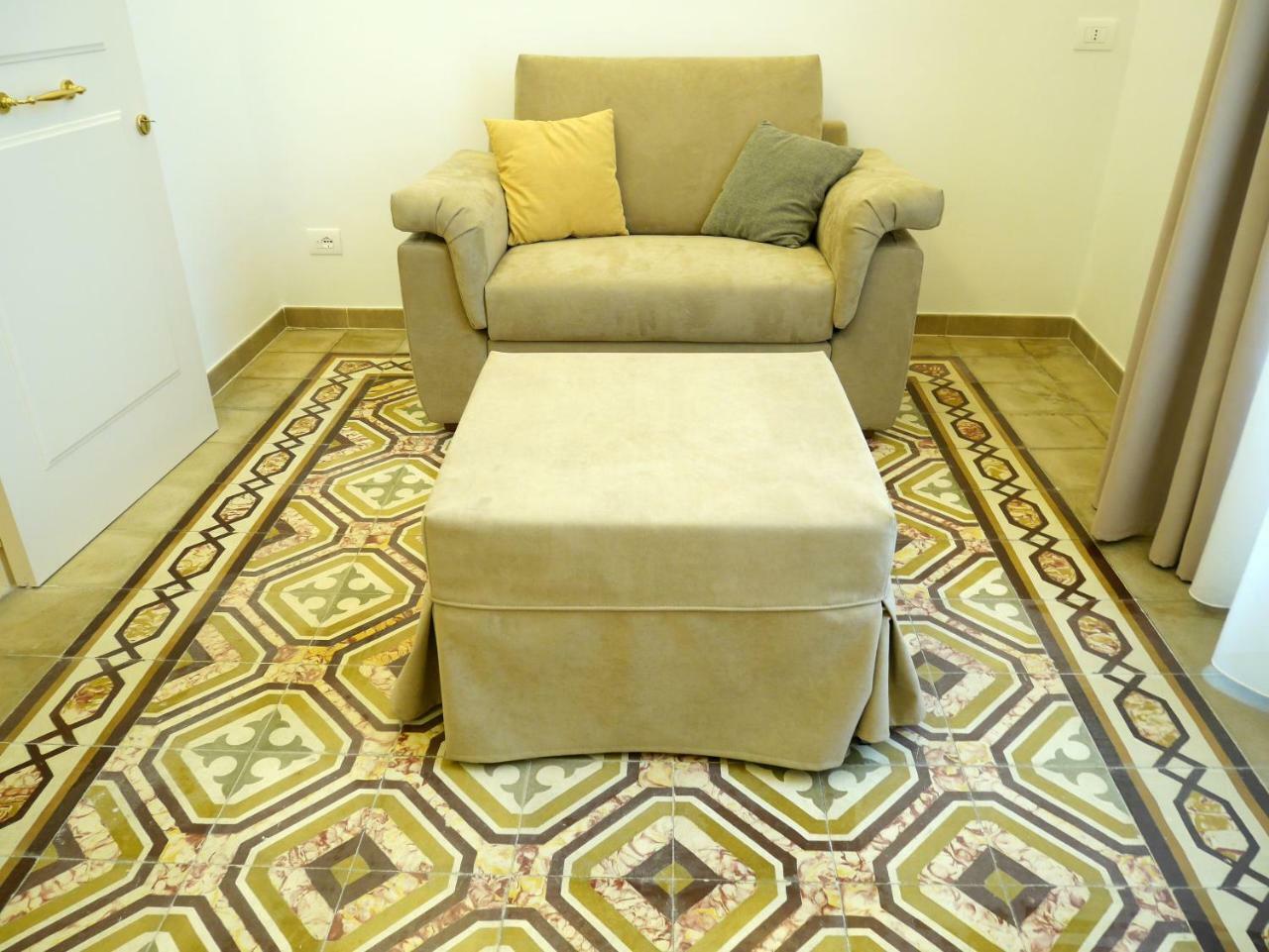 Palazzo San Lazzaro Bed & Breakfast Lecce Exterior photo